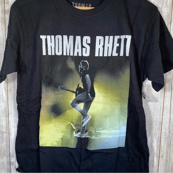 Thomas Rhett Black Tee - Picture 2 of 4